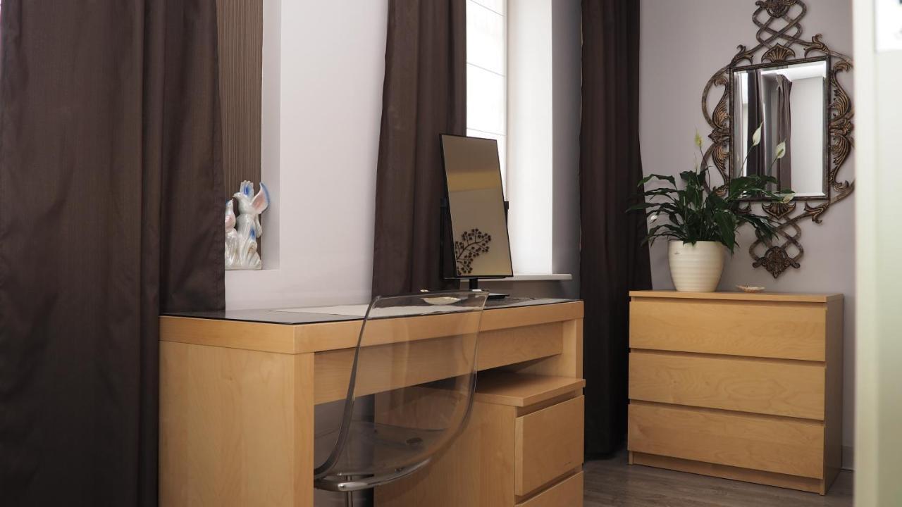 Grand-Tourist Trident Apartments Гданськ Екстер'єр фото